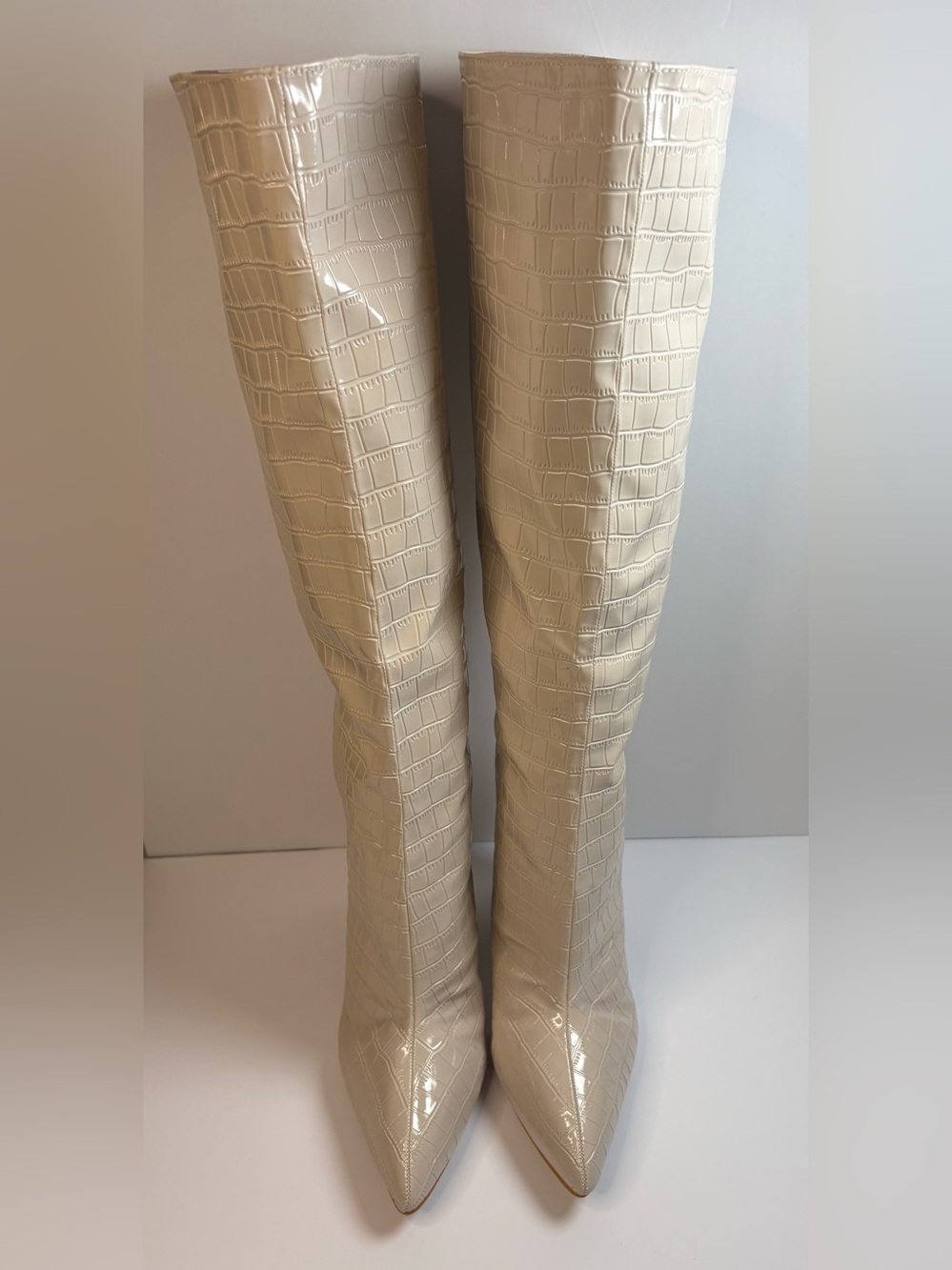 Cream Croc Embossed Knee High Boots EU 39 US 8.5-9 Pointed Toe